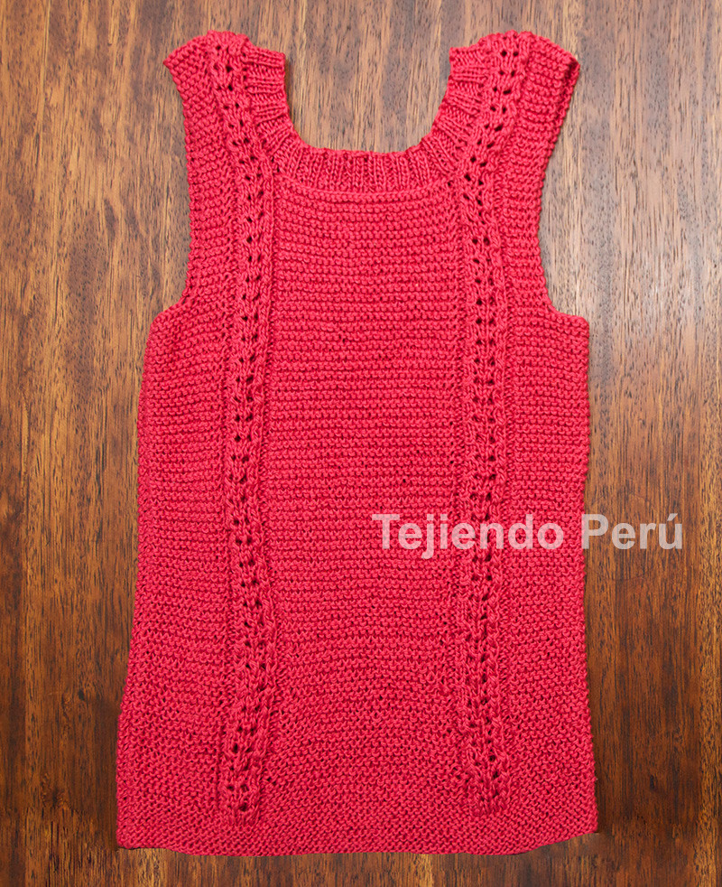 Camiseta sin mangas con lineas decoradas - Tejiendo Perú