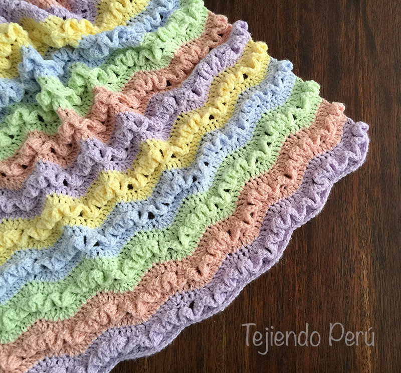 Manta en zigzag con ondas wiggle crochet - Tejiendo Perú