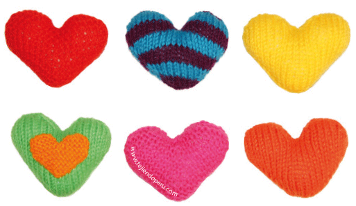 corazones de San Valentin en dos agujas o palillo - knitted Valentine's hearts