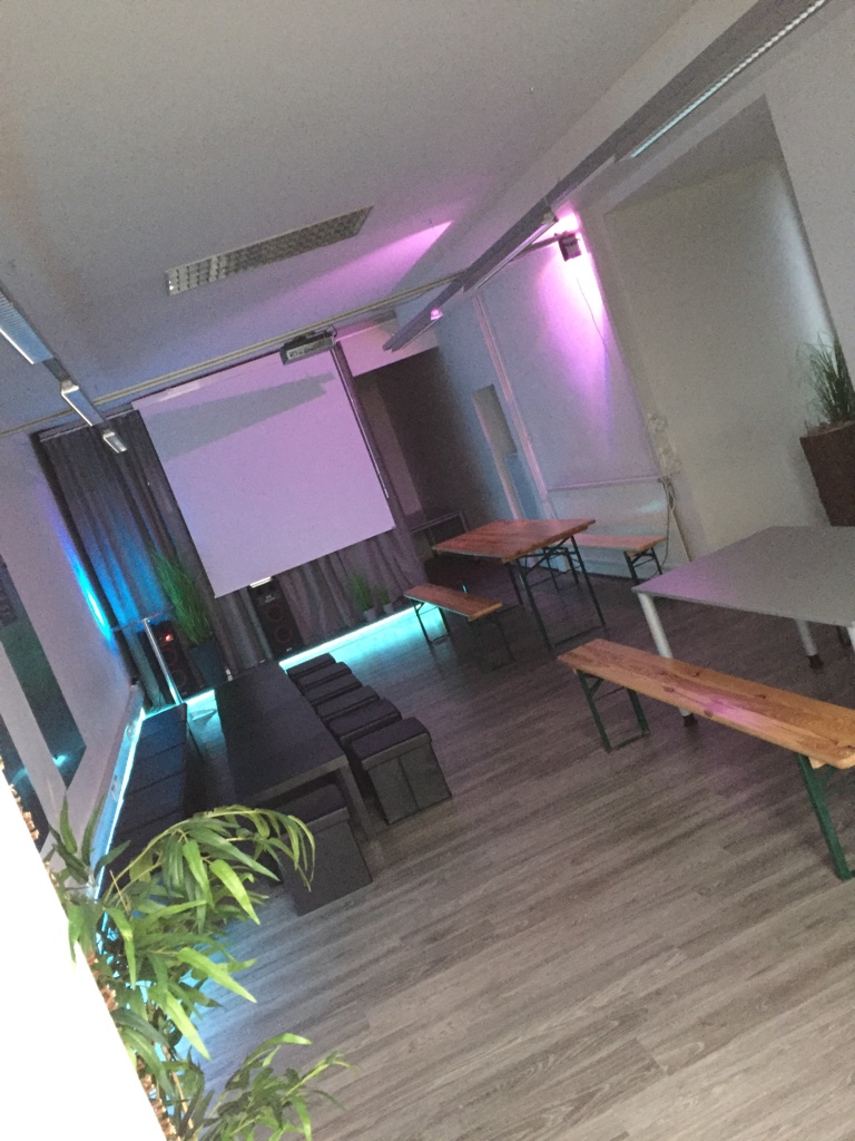 Beispielbilder Partyraum, Partykeller mieten Linz