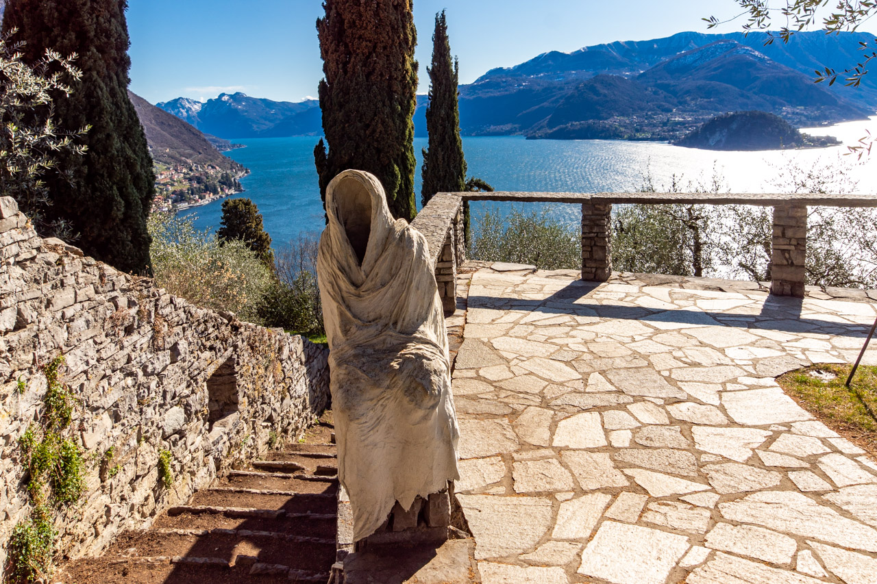 Lago di Como: Castello di Vezio (LC)