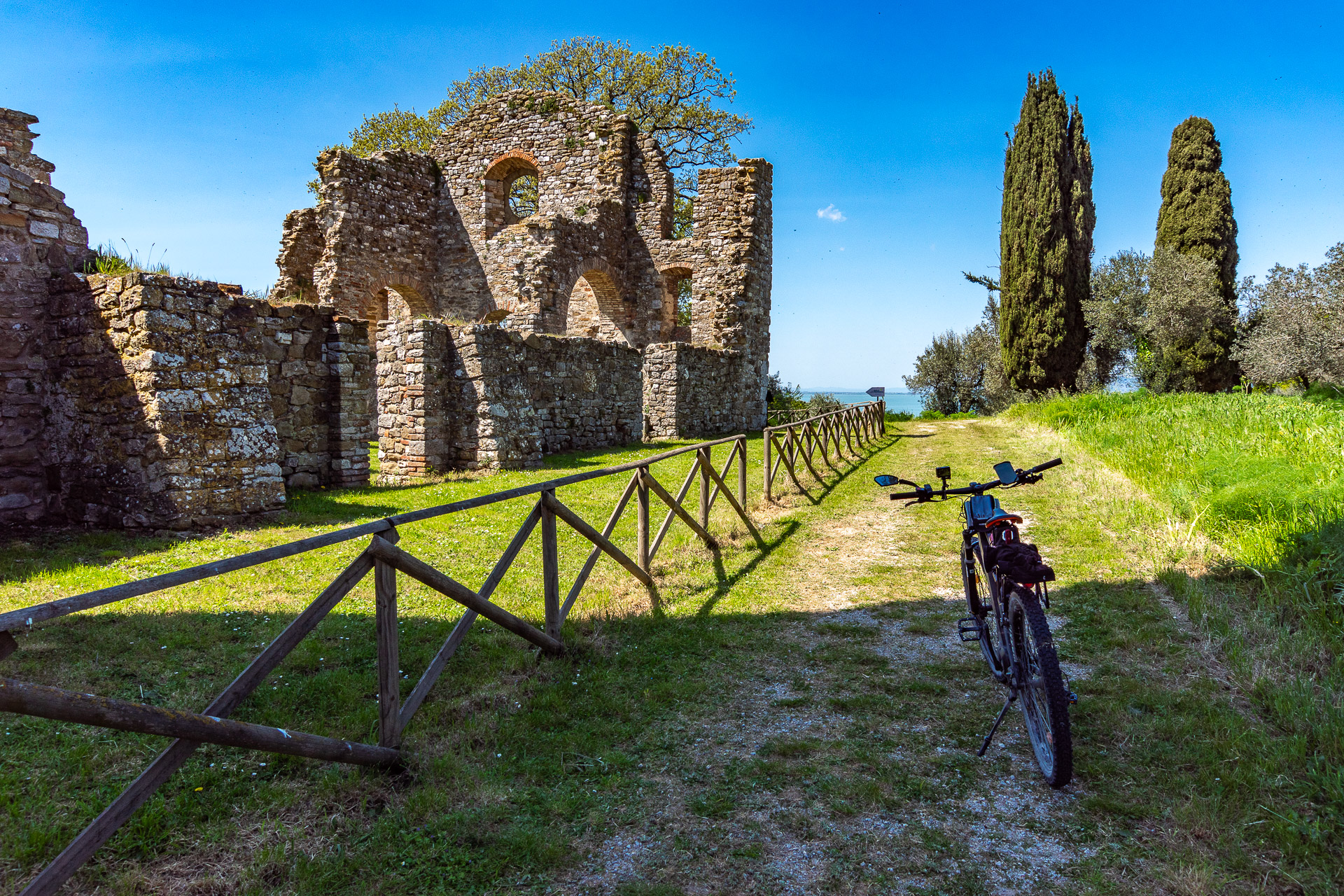 Isola Polvese e giro del Lago Trasimeno