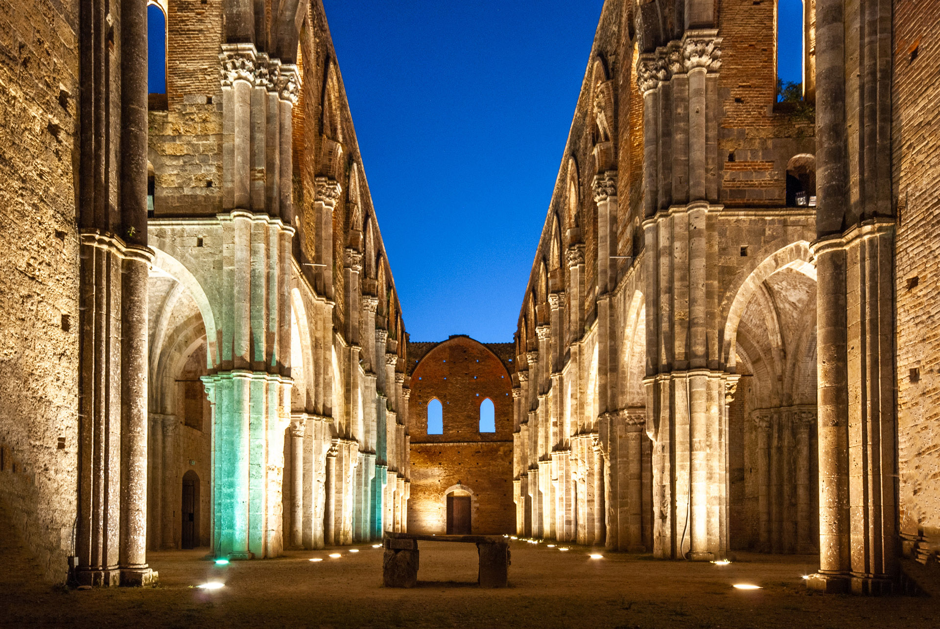 Notturno a San Galgano