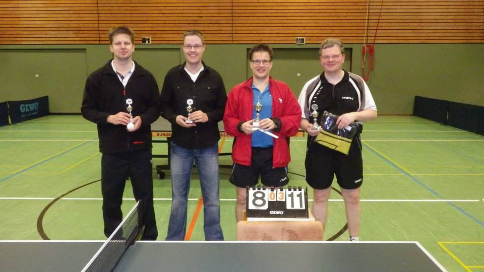 Herren bis 1800: 1.Platz Jörg Severin (TV Hude), 2.Platz Michael Golinski (TV Vahrendorf), 3.Platz Leander Wendt (ATS Cuxhaven) und Mario Zimmermann (TSV Otterndorf)