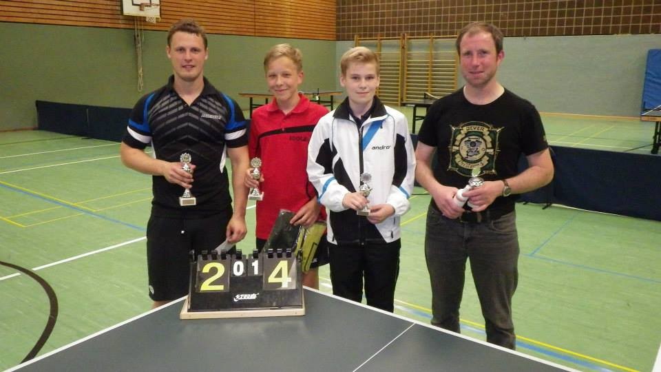 Herren bis 1600: 1.Platz Christian Ruprecht (VfL Fredenbeck), 2.Platz Tim Voß (TuS Zeven), 3.Platz Miklas Wobser (SC Hemmoor) und Sven Stehr (MTSV Oederquart)