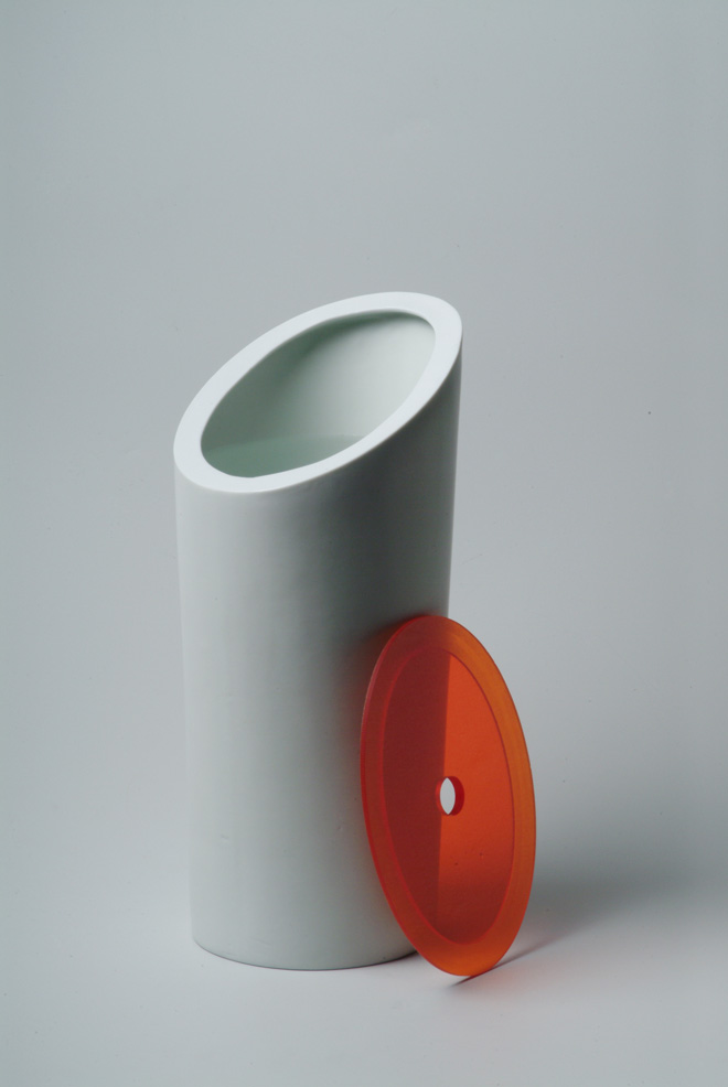 Chantal Bavaud,  Aarau, Schweizer Design,  Product Design, Produkt Design, Keramik, Porzellan, Vase, Blumenvase, Formenfindung, Bernerdesignaward, 