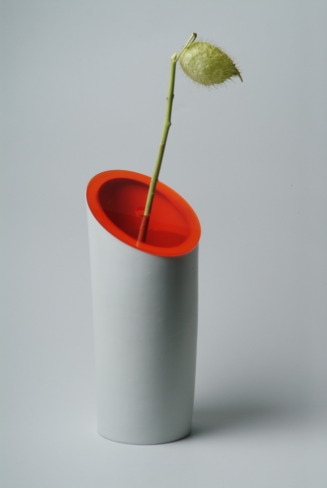 Chantal Bavaud,  Aarau, Schweizer Design,  Product Design, Produkt Design, Keramik, Porzellan, Vase, Blumenvase, Formenfindung, Bernerdesignaward, 