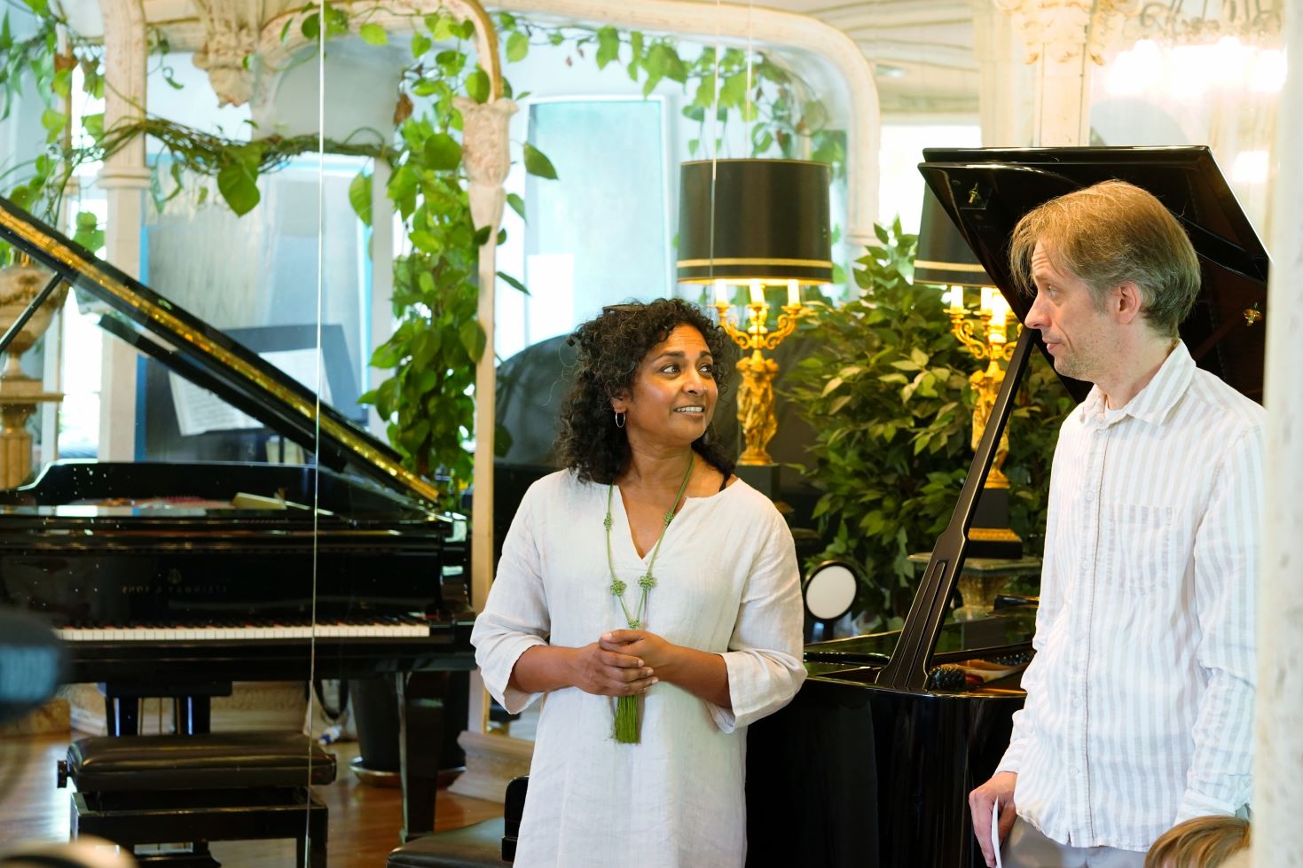 Sheila Arnold mit Prof von Eckartstein