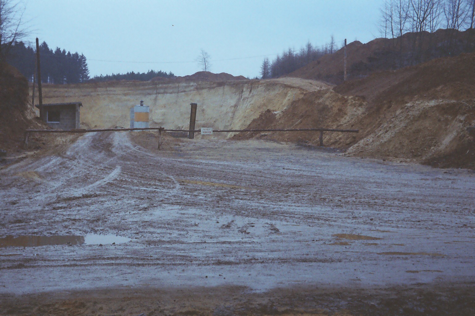 Grubeneinfahrt Richtung Norden