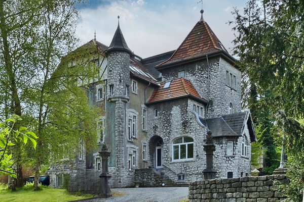 Villa Bohlen von 1901 - Atelier Máro