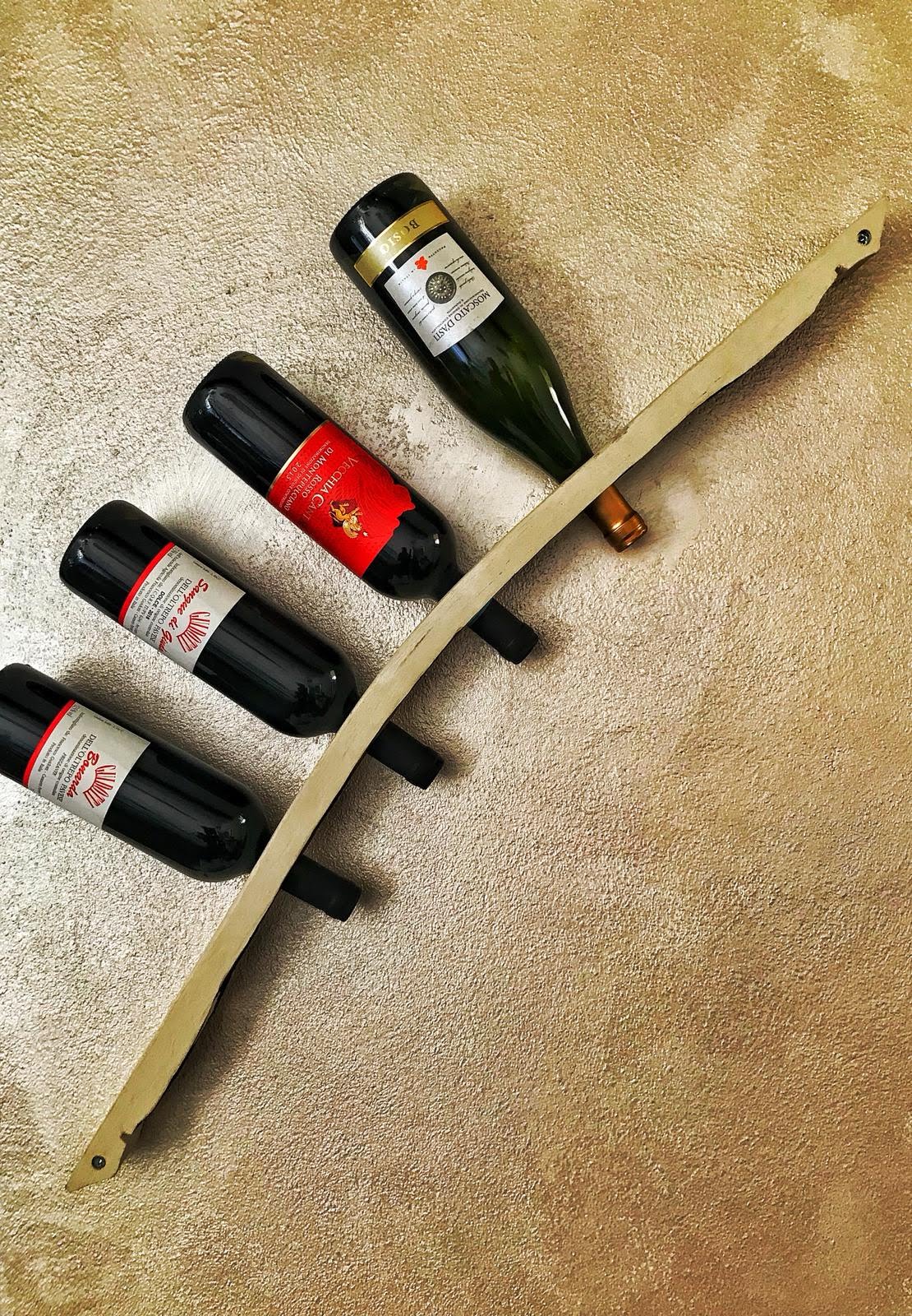 Portabottiglie Scaffale per vino in metallo da parete, Retro tubo per acqua industriale Portabottiglie da parete Espositore da esposizione/mensola Arazzi decorativi per cucina/bar/ristorante