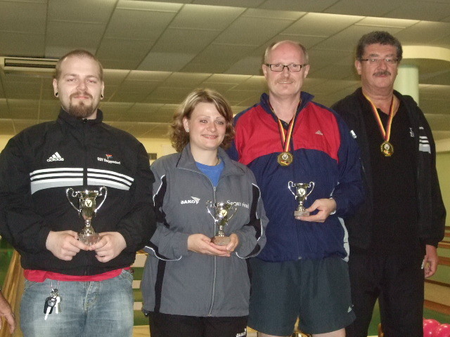 Tagesbeste Herren-Uhlig (DEG), Damen-S.Keller (OF), Senioren-V.Kramer (KS)