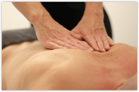 massage-énergisant-ayurvédique-espace-entre-deux-à-orgerus