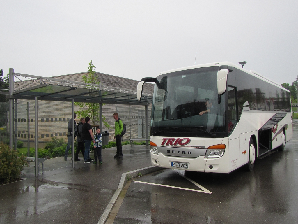 Abfahrt im Regen