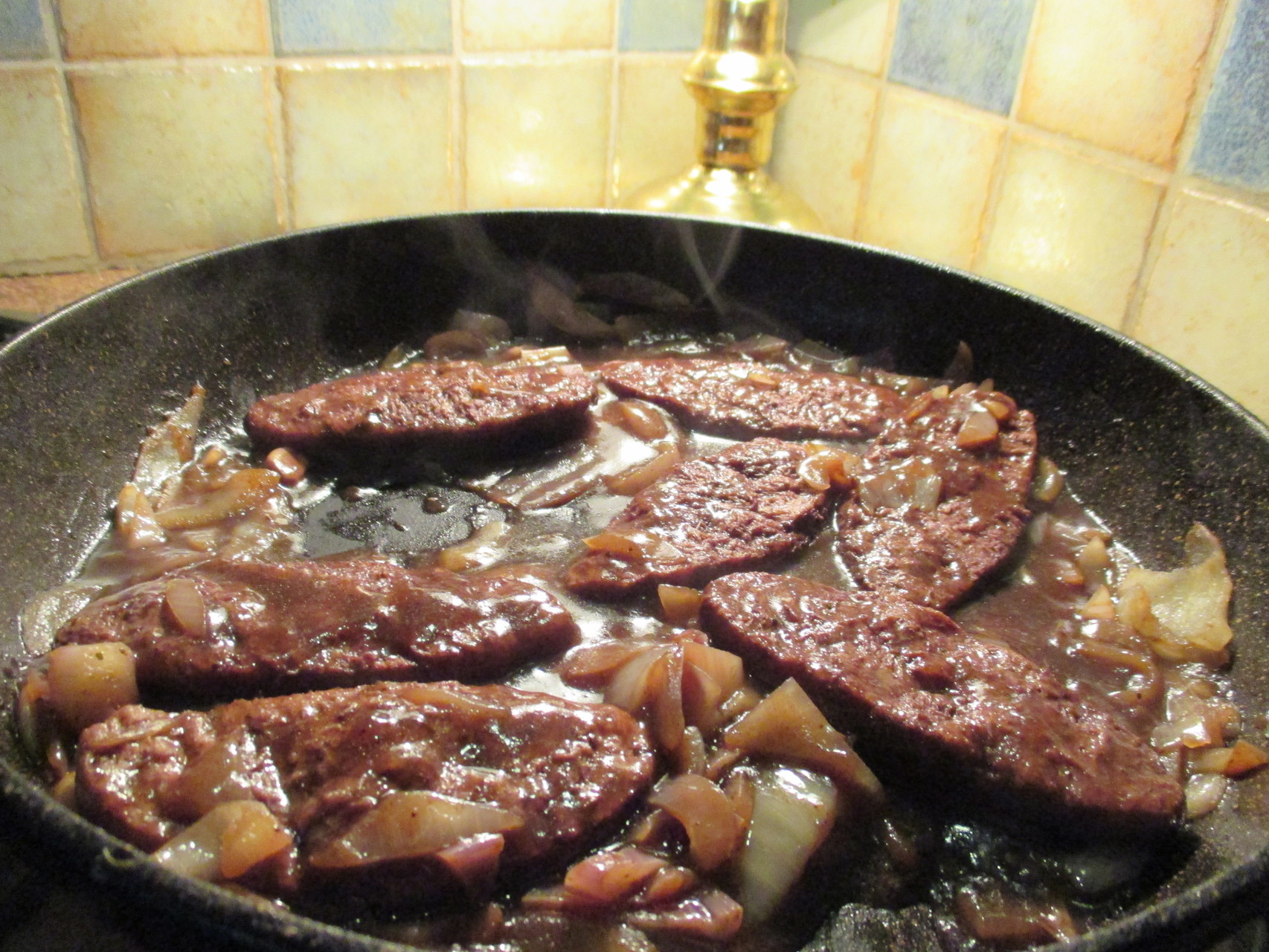 steaks de protéines de soja sauce bourguignonne