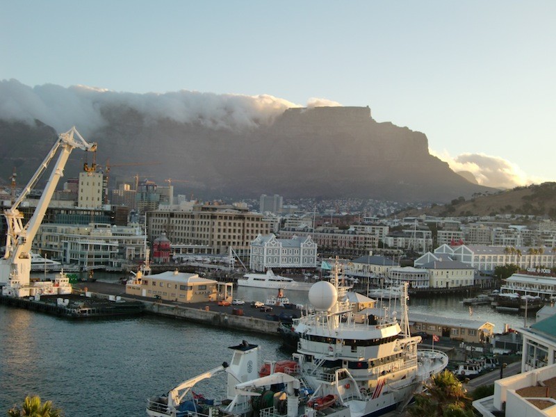 1月13日夕刻、ケープタウンのThe Table Bay Hotelからの眺望