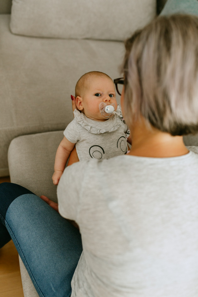 Baby mit Mama, Fotoshooting in Villingendorf, Baden-Württemberg