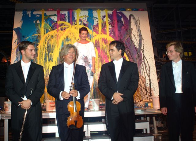 2003 - Uraufführung Konzertsuite CMYK