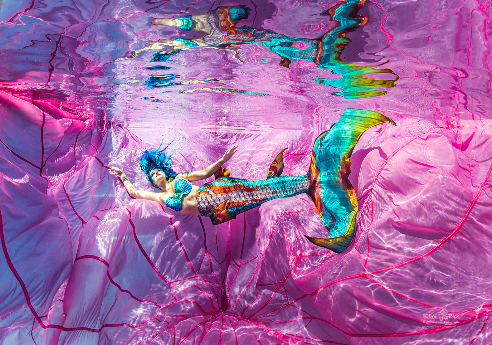 (C) Foto: Konstantin Killer, Model: Andrea W. , Unterwasser Model Shooting im Pool