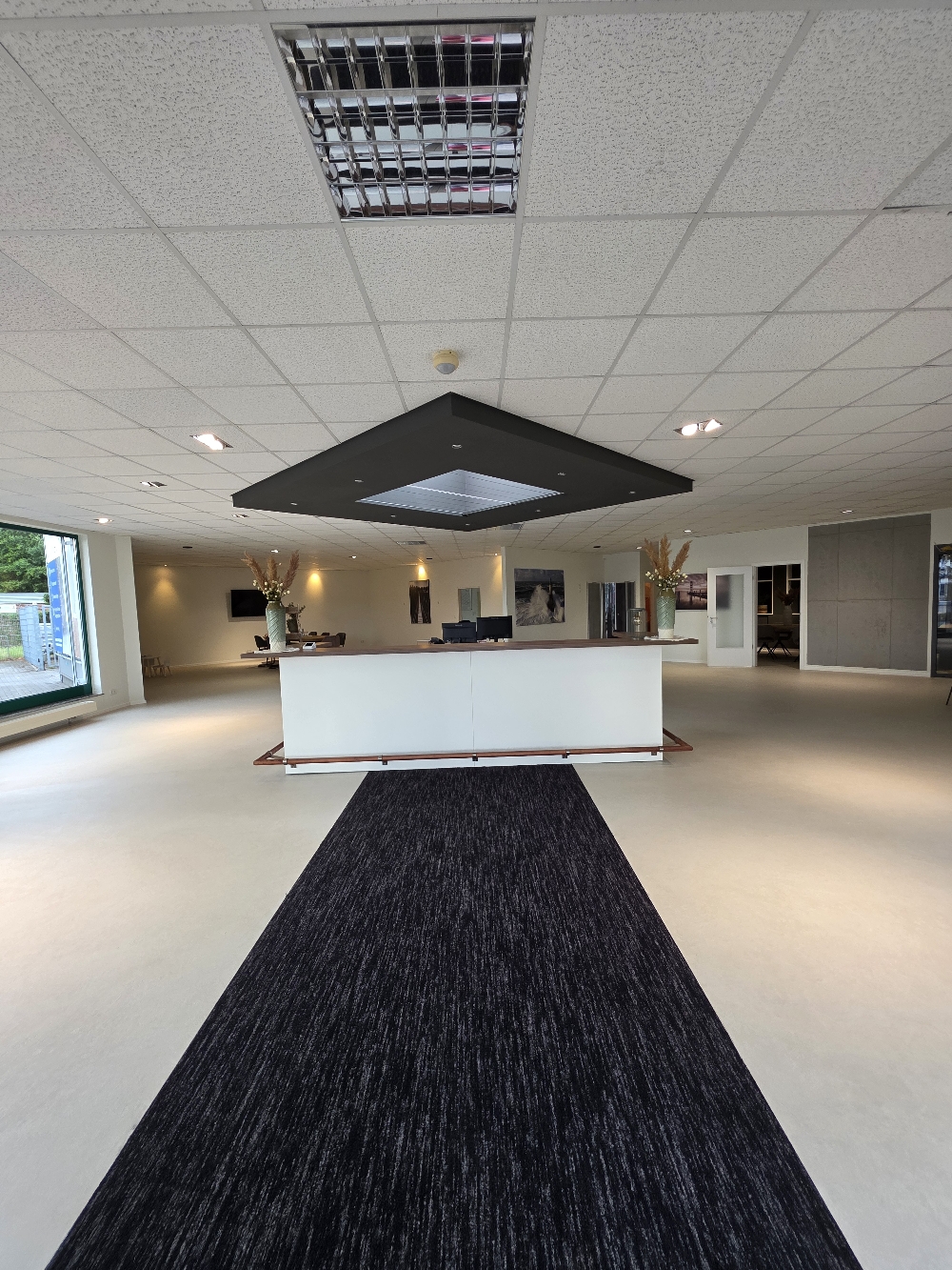 350 qm Platz für Ihre Ideen - die wir professionell beratem