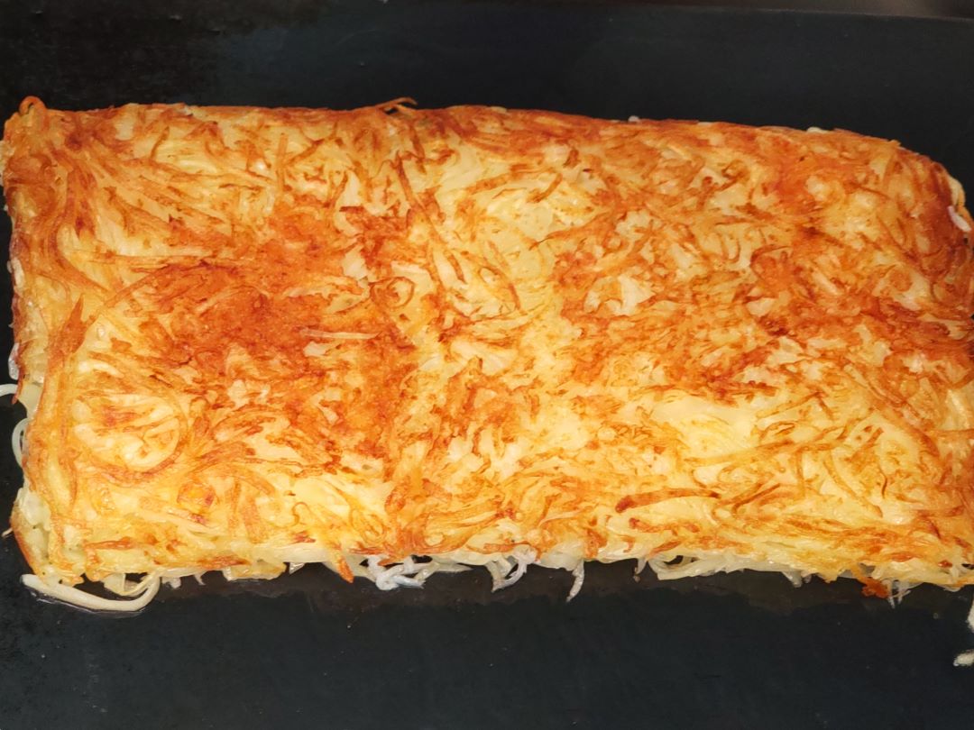 「だし兵」（小）とアツアツ鉄板は、最強コンビ、ジャガイモのガレット焼いてみて！