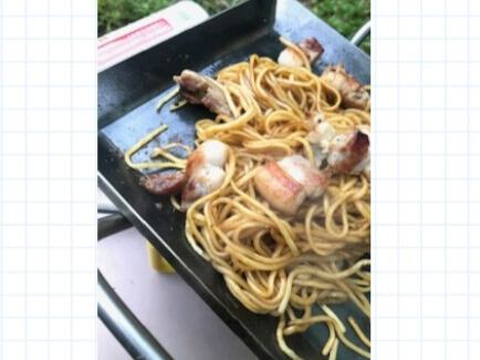 ソロキャン,バイク,鉄板,シングルバーナー,焼きそば,キャンプ,キャリアにぴったり