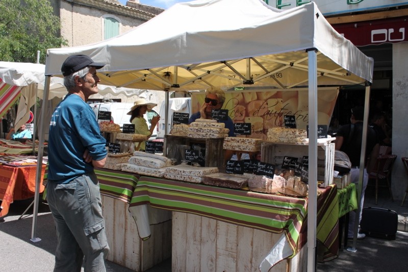 provenzalischer Markt in Eugalières