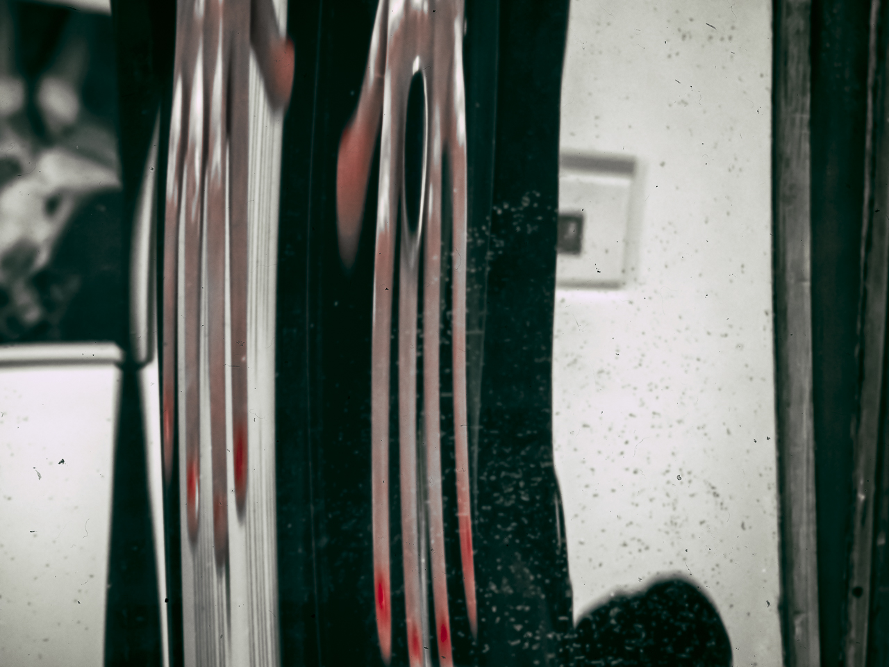 Apparition of Maeve (2018). Maeve von Ungern-Tannenberg observed through a distorting mirror (1900)