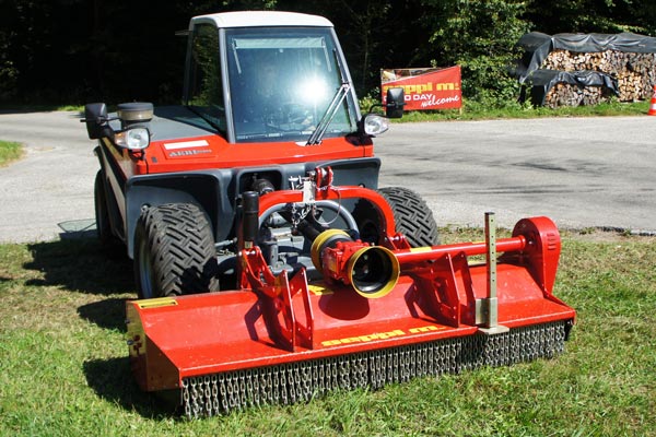 SEPPI M. SMO rev cf mit Ketten-Frontschutz