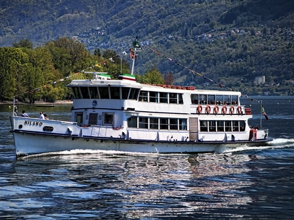 Public boat, Lake Maggiore