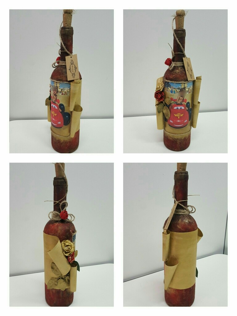 Bottiglia con foto + aggiunta di oggetti decorativi 