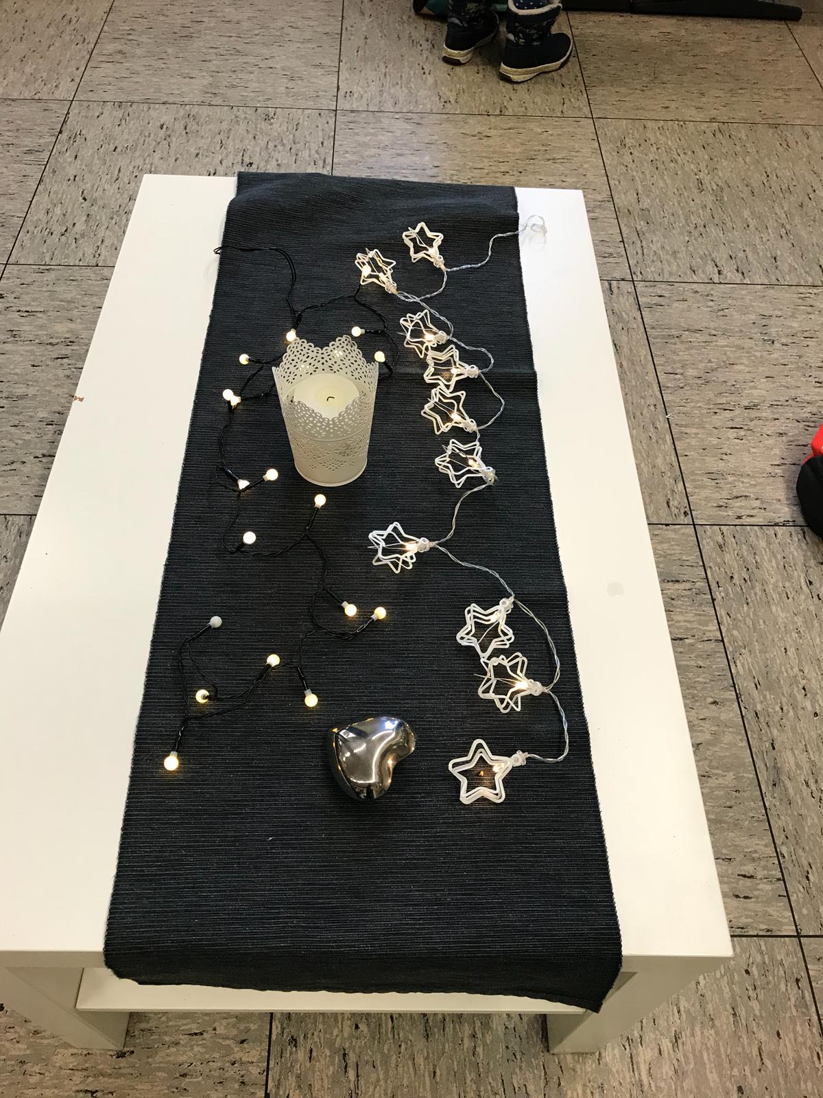 Adventsbasteln - eine schöne Tradition an der Kinder mit Eltern und 