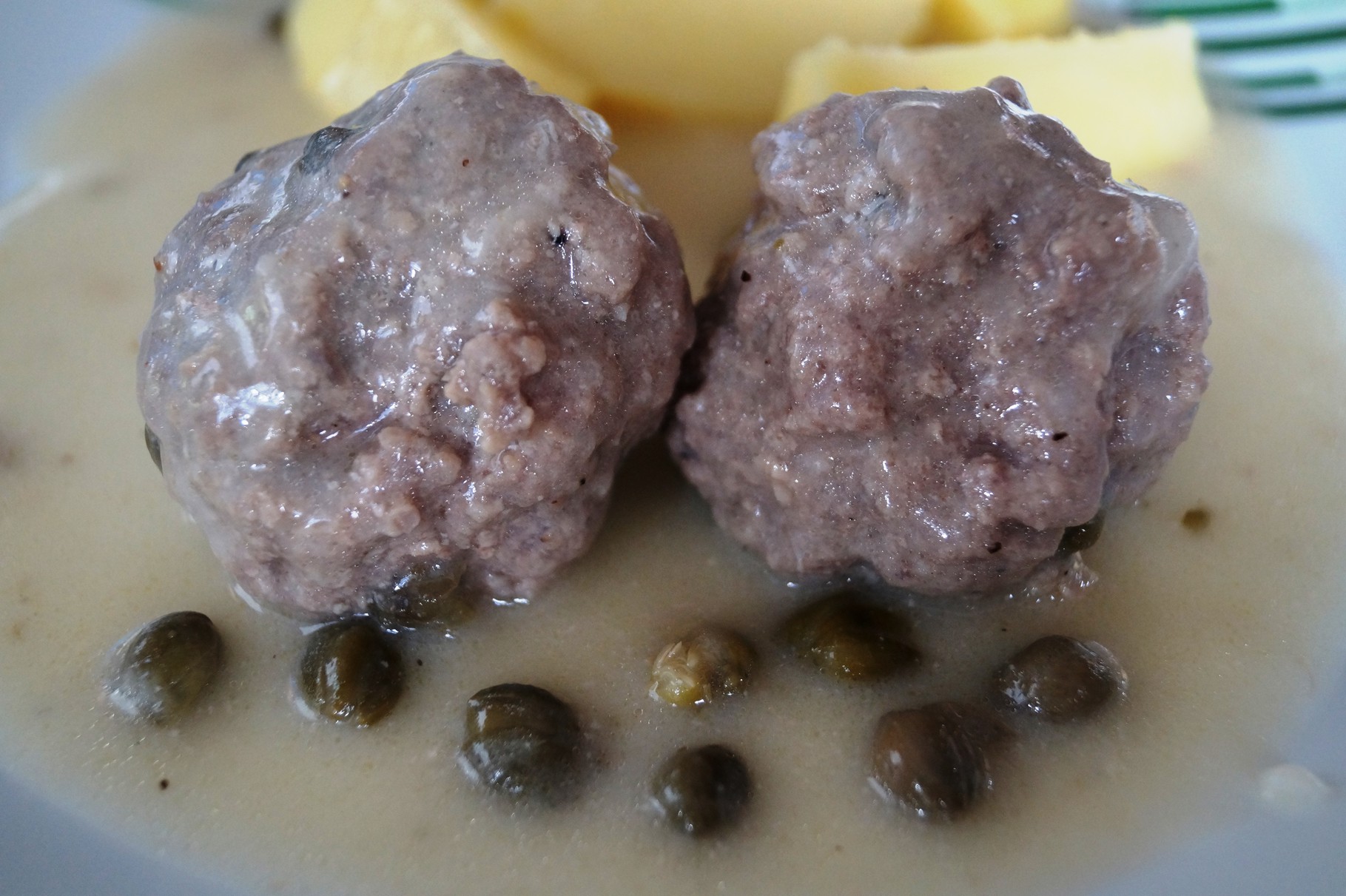 Königsberger Klopse mit Kapernsoße so delightful! Kochen * Backen * Fotos machen Königsberger Klopse mit Kapernsoße so delightful! Kochen * Backen * Fotos machen