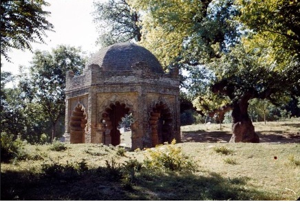 Tombeau de style andalou du XIVeme siècle