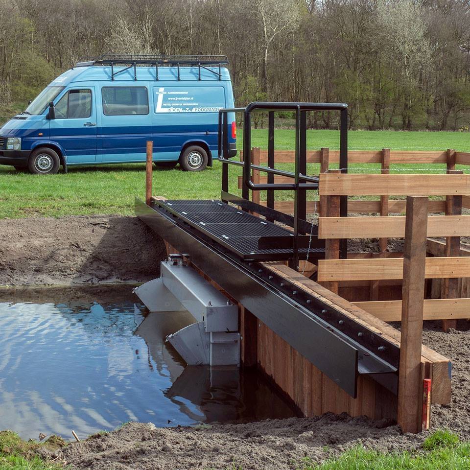 Aannemersbedrijf van Leijden, Hoogmade