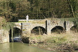 Le pont sur la Hantes