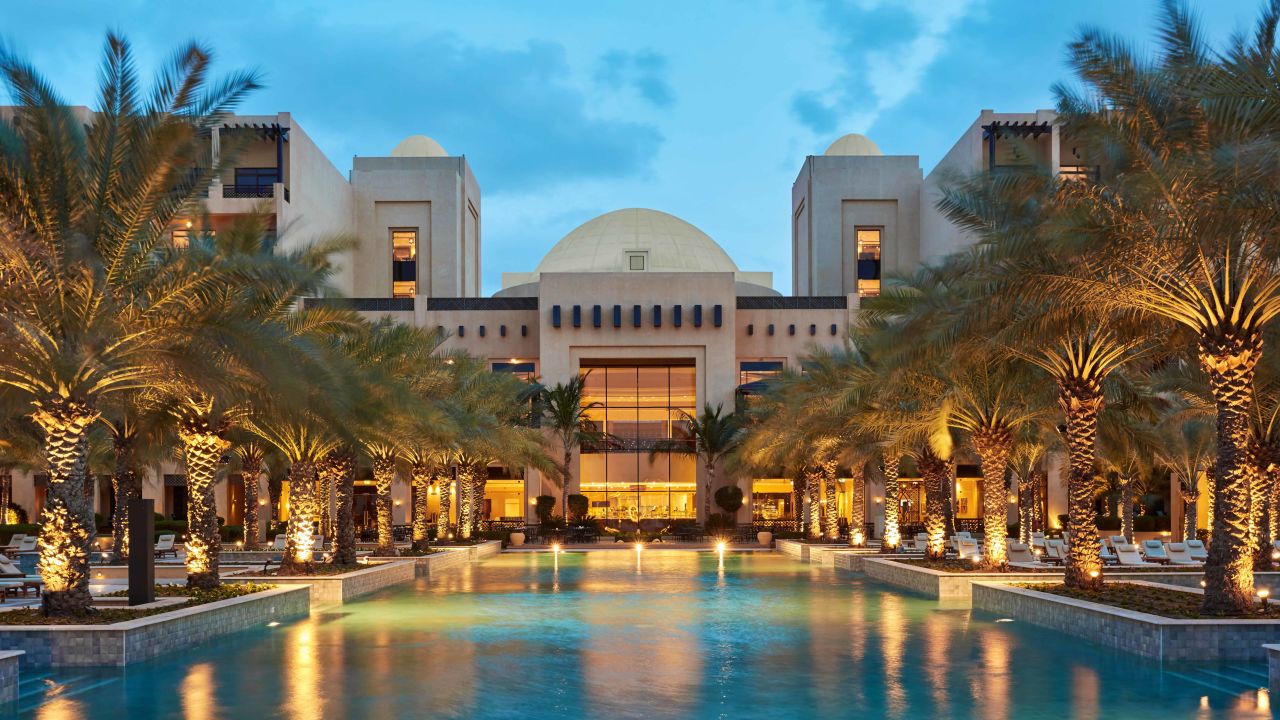 Hilton RAK Resort & Spa - Pur Touristik