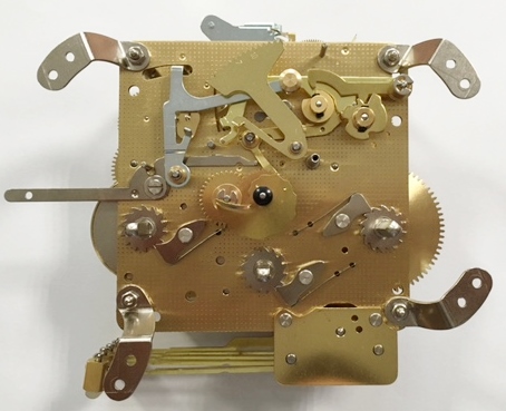Meccanismo orologio a pendolo con suoneria clearance