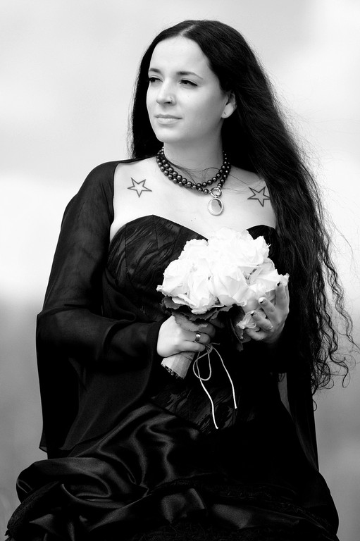 Schwarzes Brautkleid