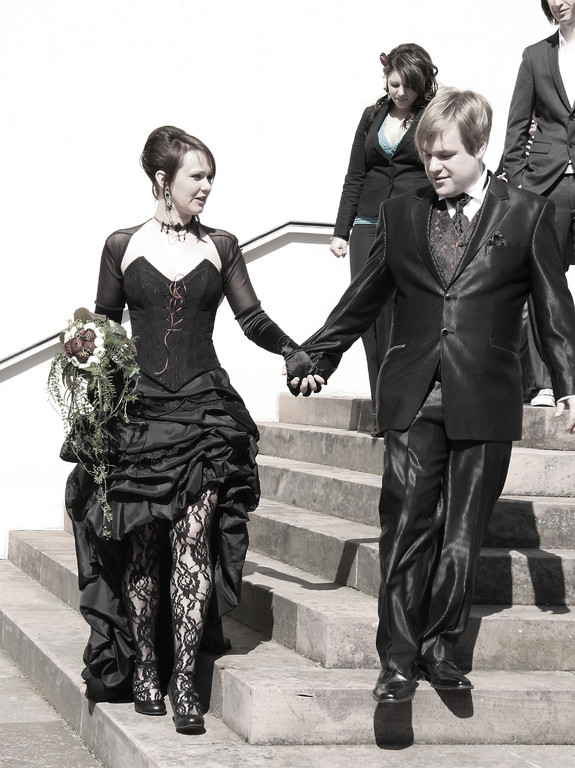 Extravagantes Hochzeitskleid Vokuhila