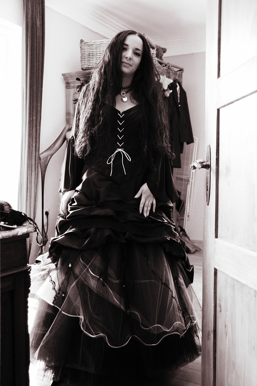 schwarzes Lack Brautkleid