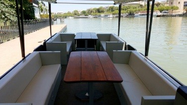 barcos a motor en Sevilla