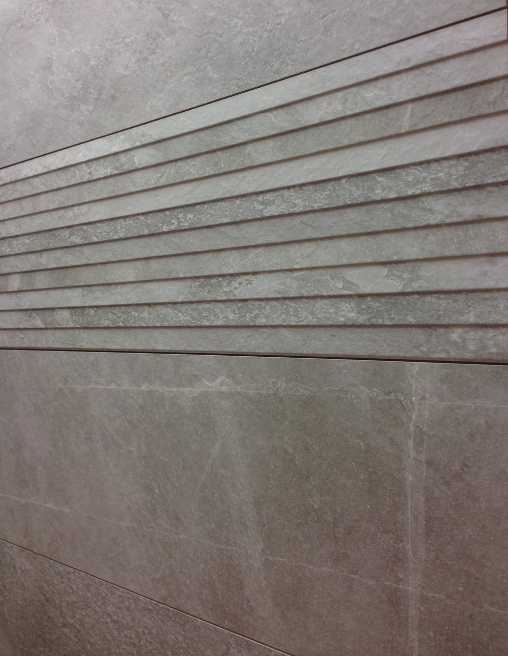 Fliesen in Betonoptik