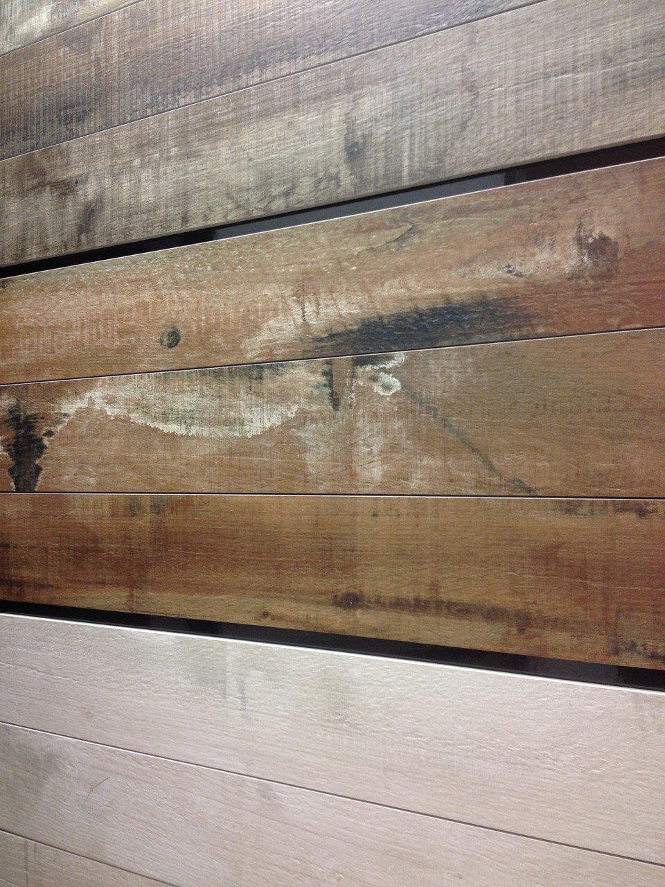 Fliesen in Holzoptik