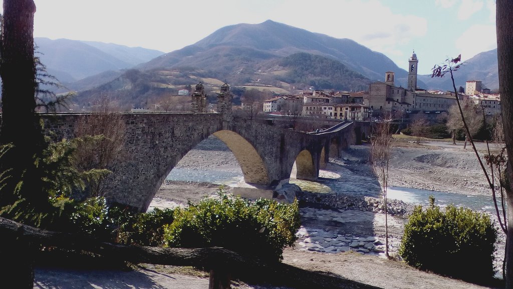 IL PONTE GOBBO
