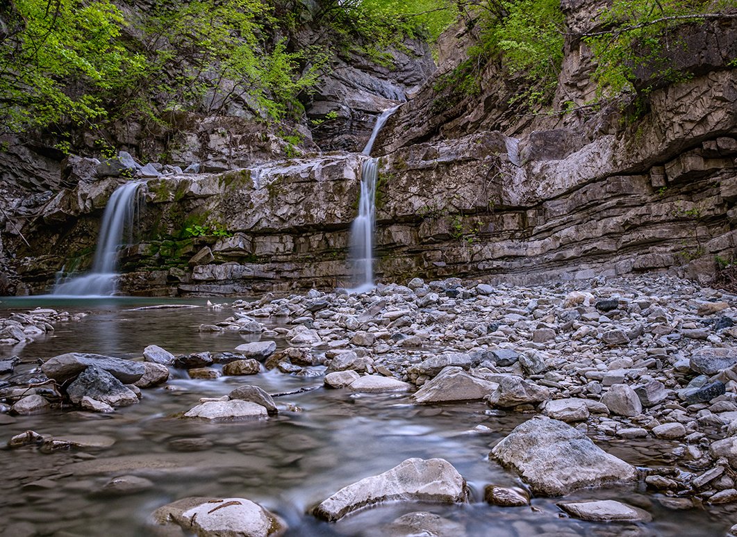 CASCATE DEL PERINO