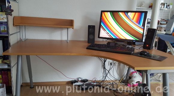 Mein leergeräumter Schreibtisch an seinem alten Platz.