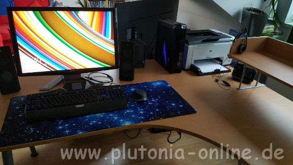 Mein Schreibtisch nach dem Umzug, noch nicht ganz eingerichtet