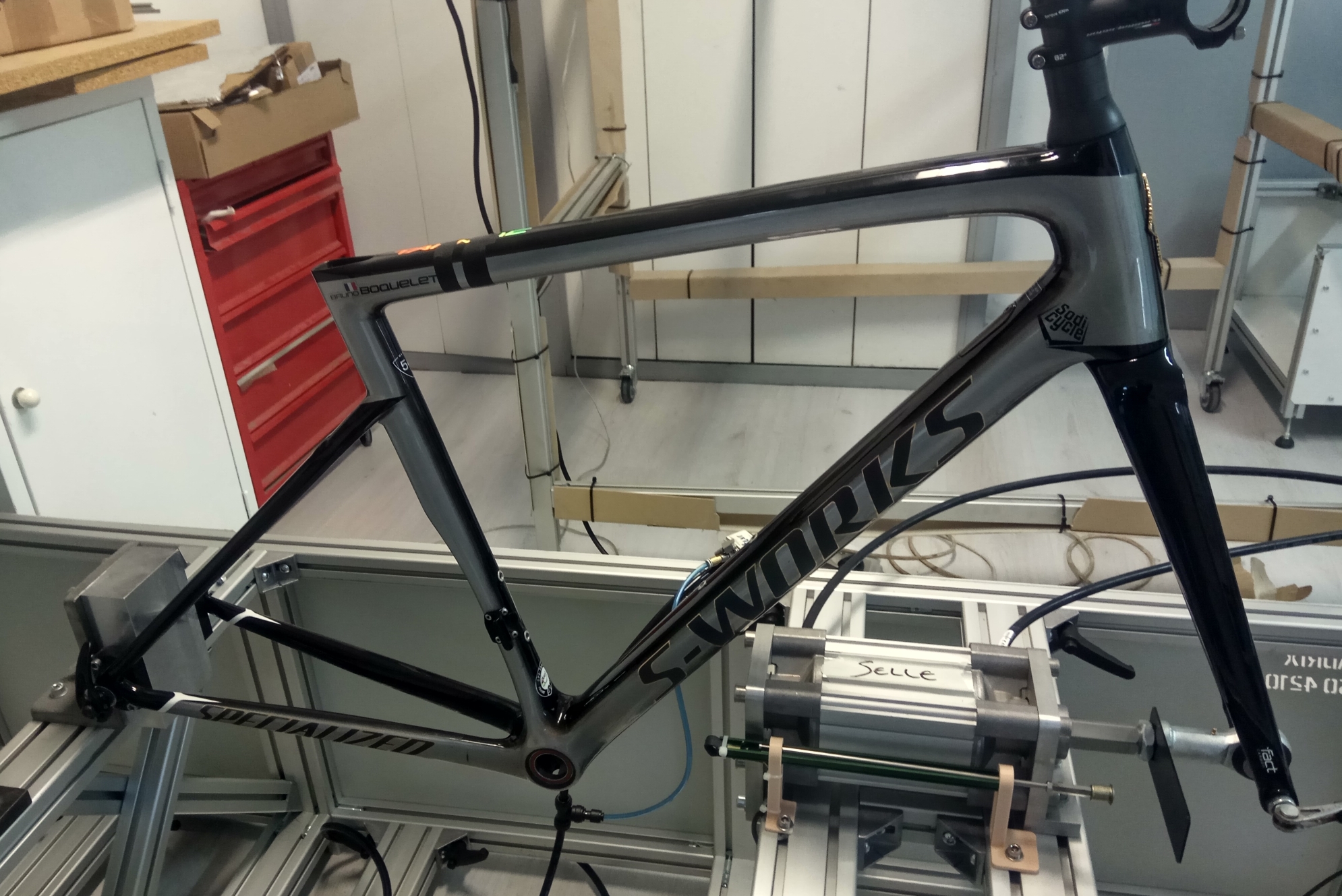 Prix reparation cadre velo carbone 2025