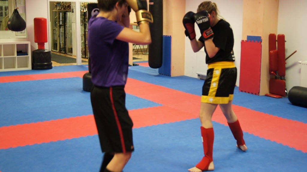 Damenkickboxen, Frauentraining, Selbstverteidigung, Köln, in Köln, Kampfsport Center köln